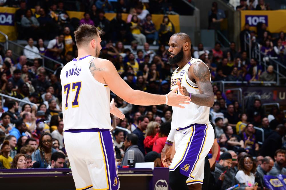 NBA杯战报：基昂特·乔治31分6助，爵士128-119击败国王